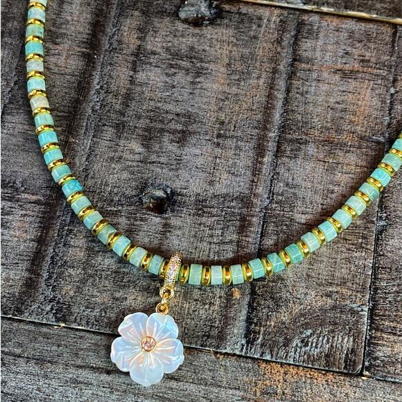 NEW FP x Luna Norte Mother Of Pearl & Amazonite Necklace - Picture 3 of 14